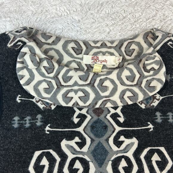 Aryeh sleeveless shift sweater dress, size L - Picture 6 of 9